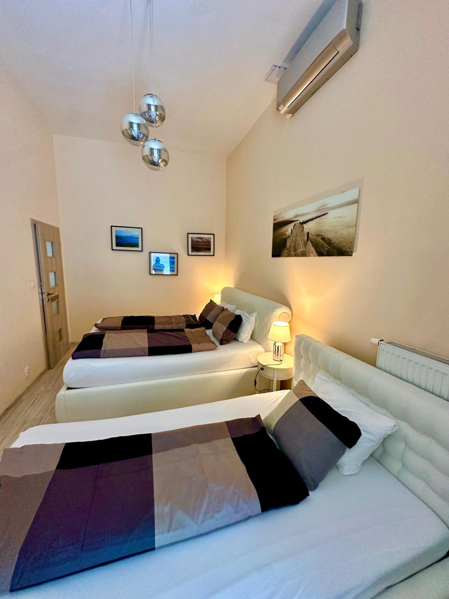 Princess Main Square Apartment Poprad Extérieur photo